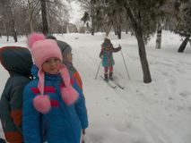 Обучение ходьбе на лыжах